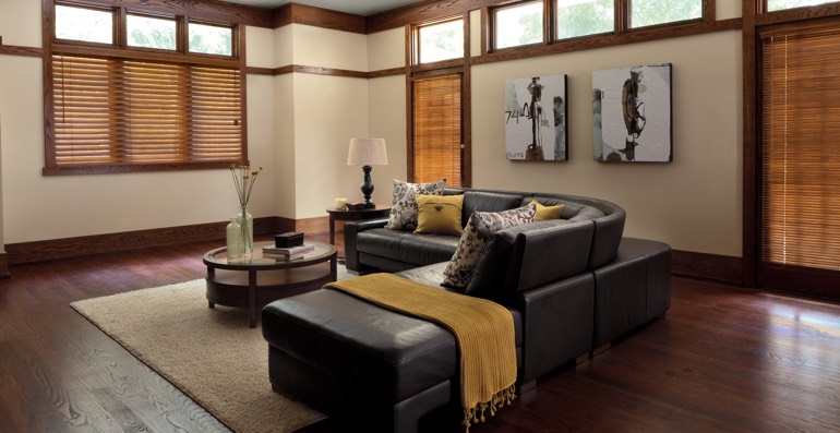 Sacramento hardwood floor and blinds